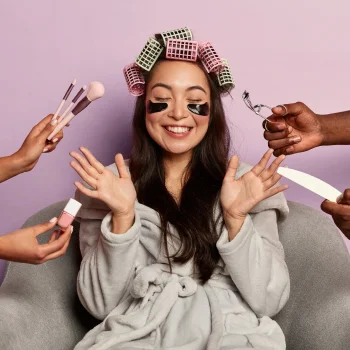 Makeover session at beauty salon in Dubai